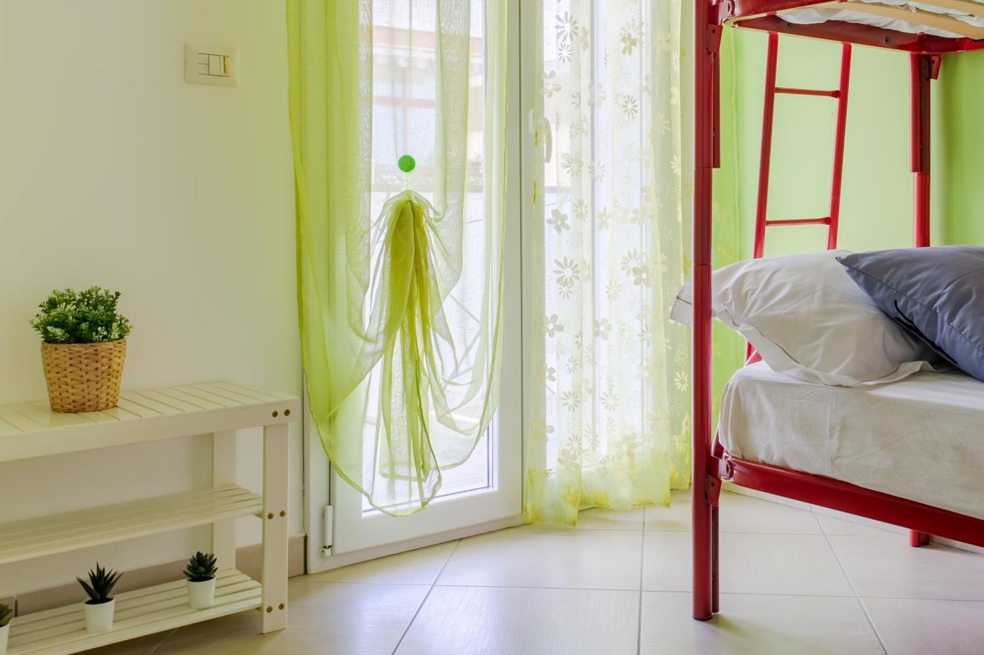 Sterlizia Rooms Галиполи Екстериор снимка
