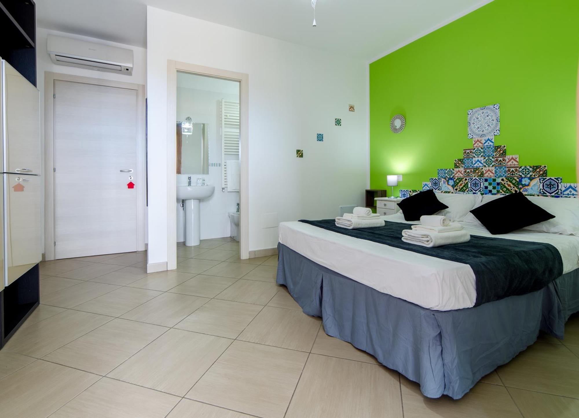 Sterlizia Rooms Галиполи Екстериор снимка