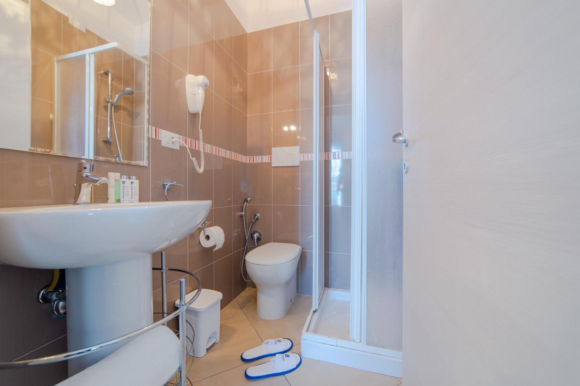 Sterlizia Rooms Галиполи Екстериор снимка